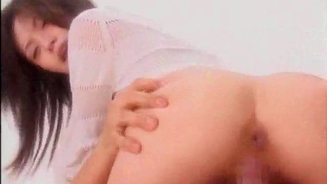 火热业余日本美人共享她们诱人的阴户