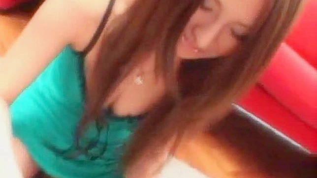 疯狂群交：强势妹子急切吞精