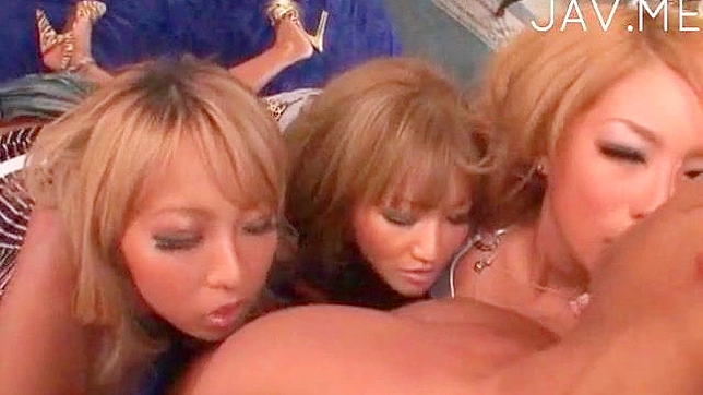 性感美女群交狂欢与巨屌的激情碰撞