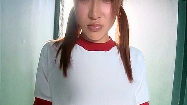 性感日本宝贝渴望炽烈的性爱刺激她的私处