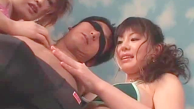 狂野的业余少女群交时疯狂吸吮大屌