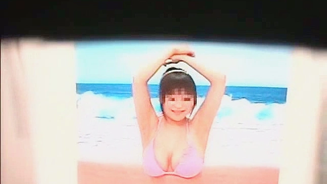 妮基在拍摄火辣色情电影前的性感写真集