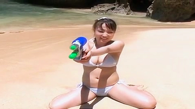 双马尾亚州公主户外展示性感身材诱惑你