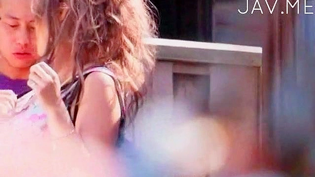 可爱业余亚洲宝贝户外激情做爱