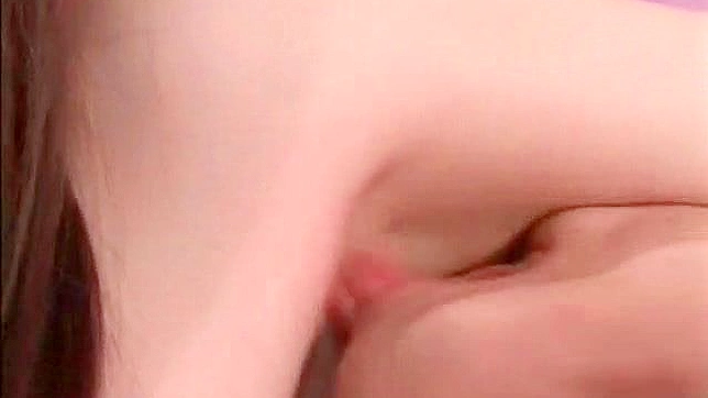 亚洲内衣女郎疯狂自慰和口交体验