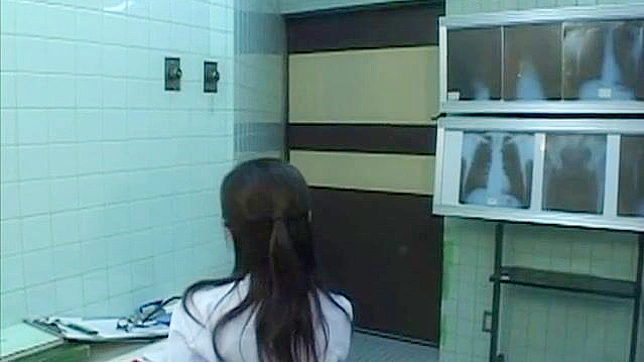 日本熟女护士与医生激情性爱视频