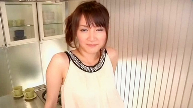 在家与模特般美丽的老妪激情性爱视频24小时