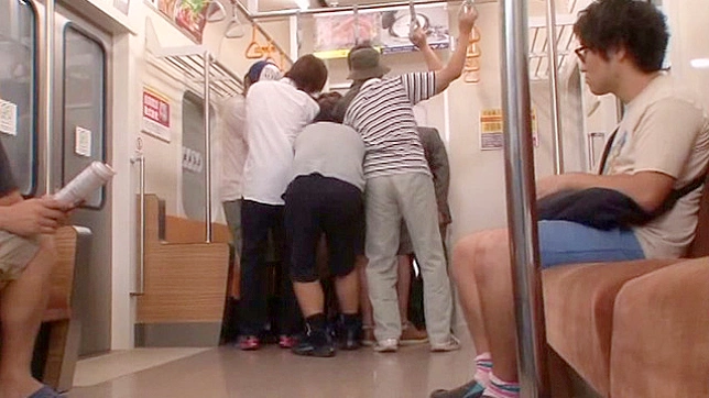 火车上的年轻学生与变态男视频集锦24