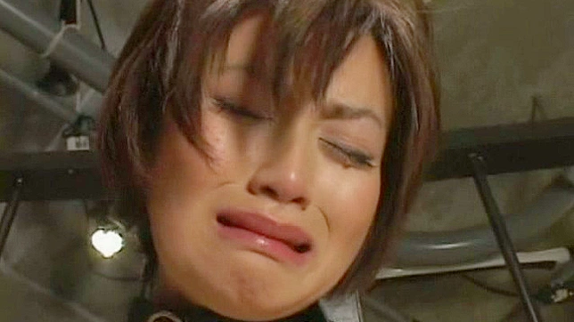 饥渴的日本COSPLAY护士视角奶交伴随多次高潮和喷水体验