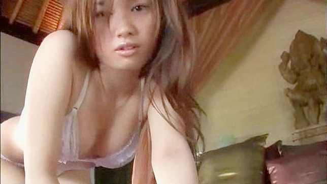 亚洲美人展示风情