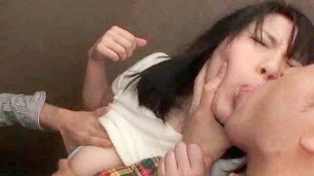 丰满女神渴望激烈性爱体验