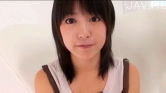 迷人的日本AV女星正在享受真实群交派对