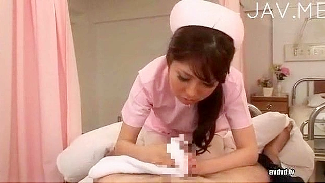 可爱的业余爱好者挑逗阴部