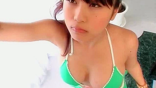 她极其渴望得到一根阳具