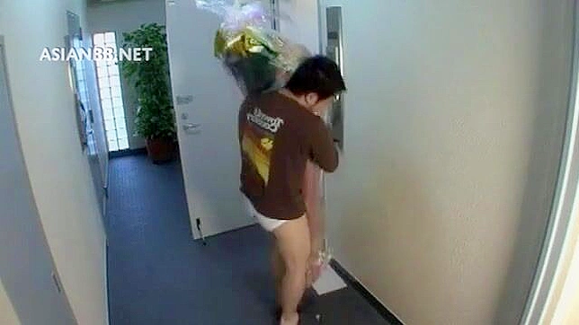 热辣日本女孩激情做爱视频片段
