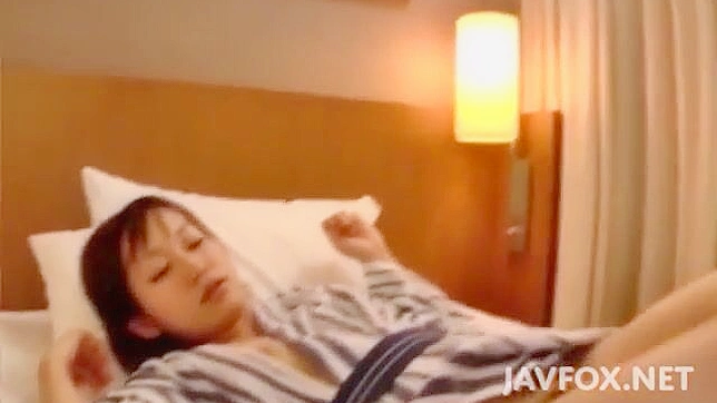 可爱的日本女孩激情做爱视频集合