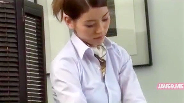 魅惑亚洲女孩性爱视频片段