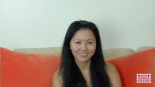 云云穿着性感的内衣