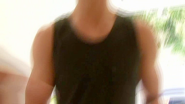 杰西卡·曼谷被年轻猛男搭讪满足需求