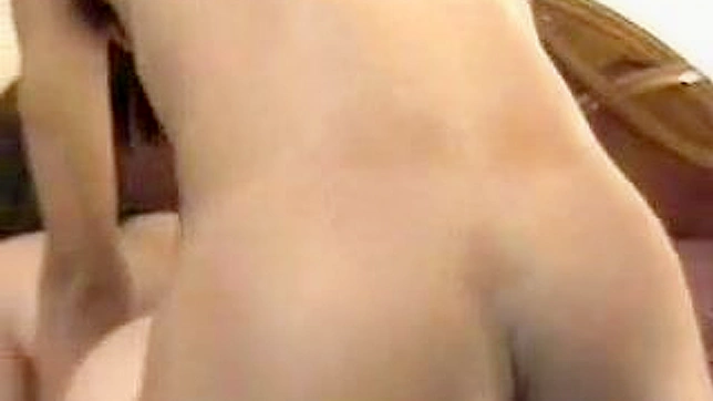 克莉塞尔达·莫兰骑乘阳具