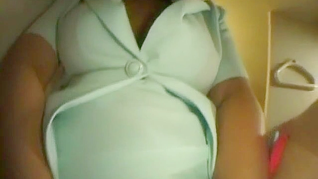 桐井柚拥有火辣翘臀，吸吮巨根