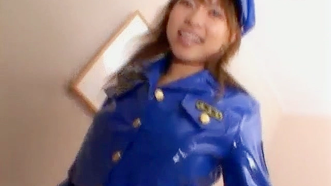 黛薇被她吸过的阴茎疯狂地插入阴道交媾