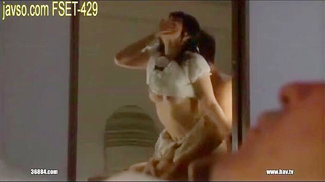 性感妻子背着丈夫偷情