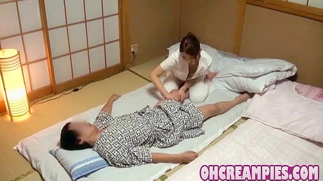 性感日本女郎的紧致阴道被狠狠撞击