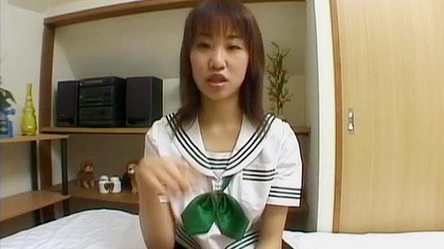 八木原麻由展示诱人美乳后自慰并口交视频3