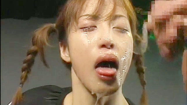 调皮女佣拥有超凡的口技服务技巧