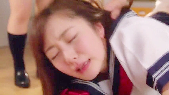 日本女学生遭霸凌者群交在禁忌无码视频中