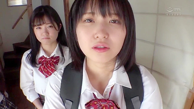 日本少女裙底秀内裤，偷窥乐趣保证满满