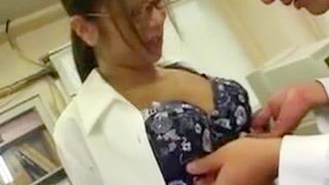 日本女教师禁恋激情故事