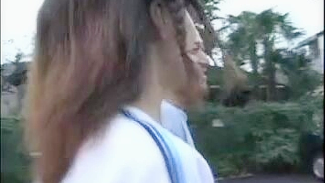 东方少女紧致阴道探秘之旅