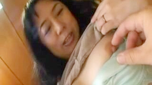 熟年日本美人狂野奶油般体验