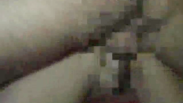 秘密侵犯我，日本AV女星夜店狂野之夜