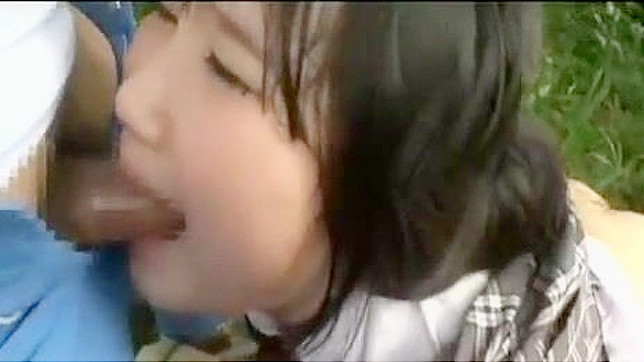 日本女高中生裙下激情性爱体验