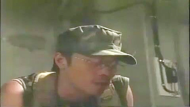 狂野亚洲XXX束缚统治史诗般军事性折磨