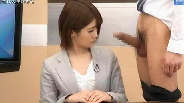 性感新闻主播在直播中的惊喜时刻