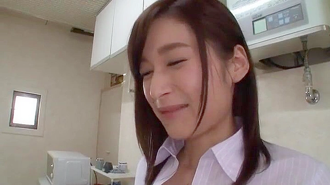 甜美办公室亚洲美女激情做爱