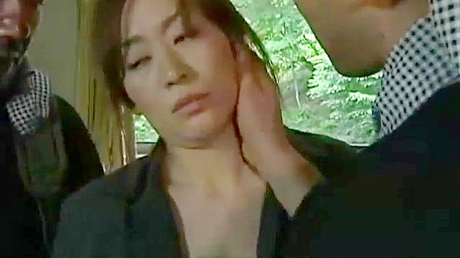 东方色情视频探讨了恐怖的越南战争场景之谜