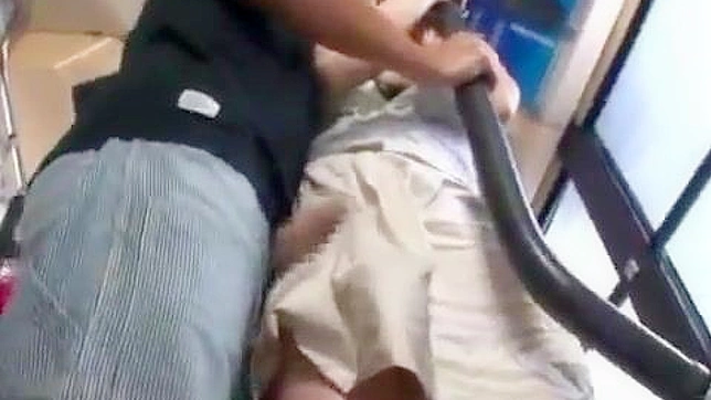 探索新领地—羞涩少女的炽热旅程