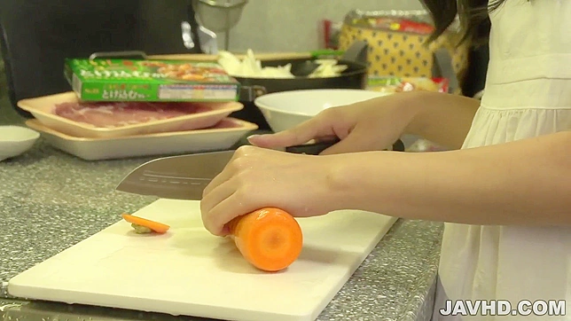 丰满金发女郎吞下巨根的爆炸性色情体验