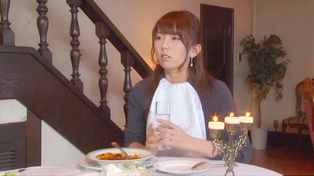 禁忌熟女在爱人的不在时享受秘密快感