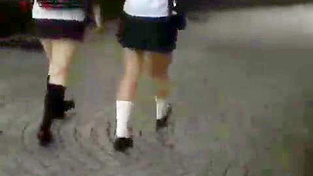 日本公开羞辱调皮女大学生 – 高清三级JAV视频