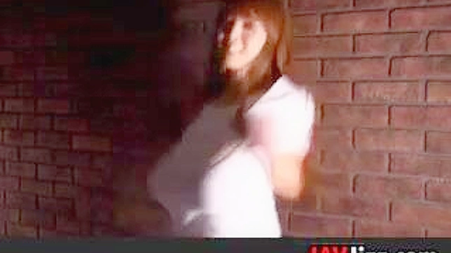 波多野结衣用巨乳诱惑你