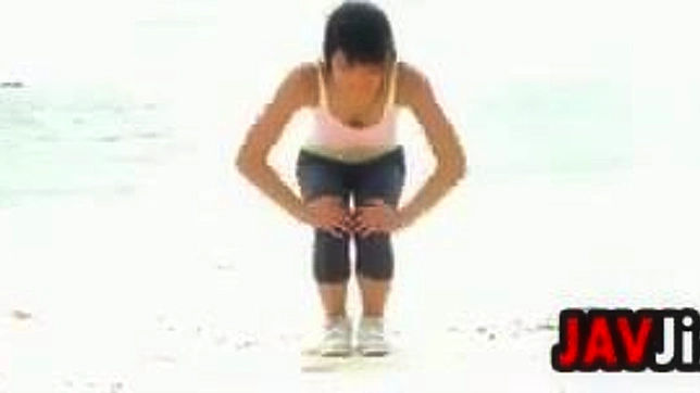 日本性感软色情片：比基尼少女的诱惑