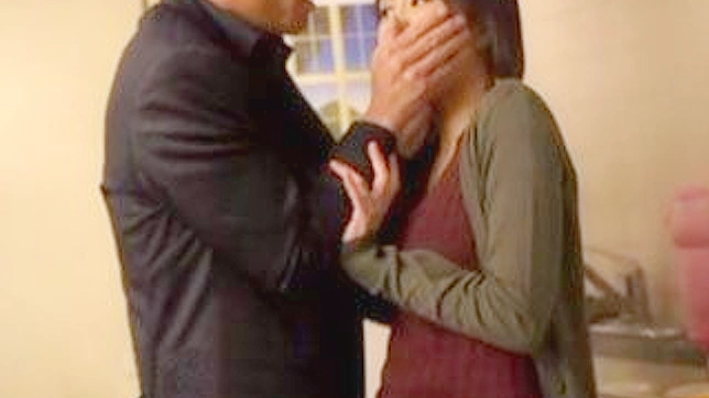 天真东方少女狂野之夜与陌生人激情缠绵终章