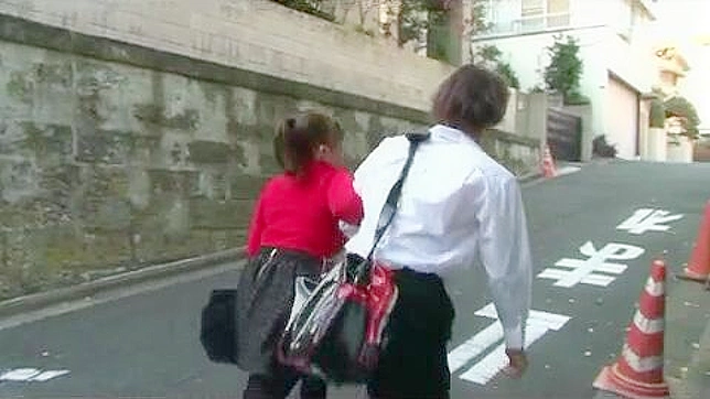 梦中邻居由纪野终于与她共度激情JAV时光。
