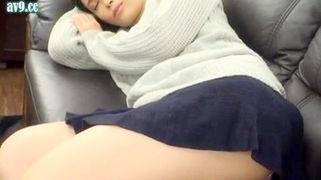 性感书呆子闯入睡衣派对狂野爱抚